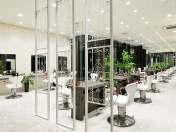 HAIR &amp; MAKE EARTH 長久手店