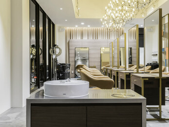 EARTH coiffure beauté 藤枝店