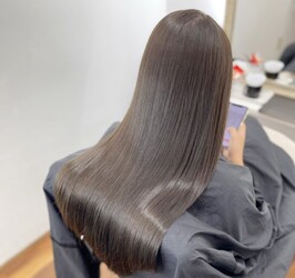 【髪質改善・縮毛矯正専門】美容室イリス　高槻店 | 高槻のヘアサロン