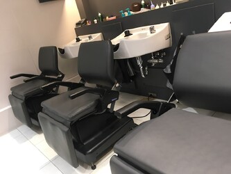 トレボープルミエ 聖蹟桜ヶ丘店 | 多摩のヘアサロン