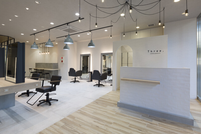 Three. | 多摩のヘアサロン