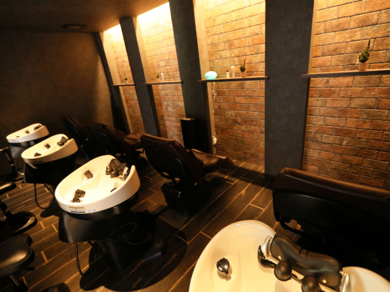 ZELE 大和八木 | 橿原のヘアサロン