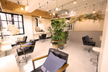 CARICIA | 栄/矢場町のヘアサロン