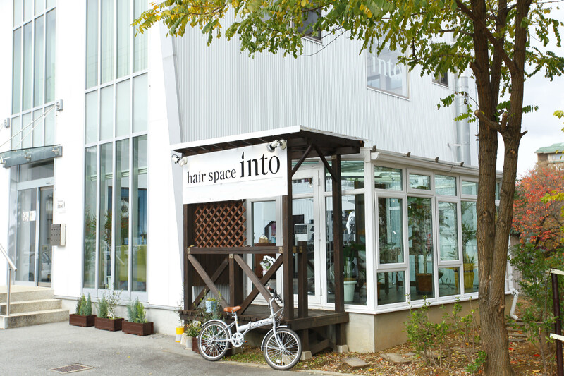 hair space into | 高山のヘアサロン