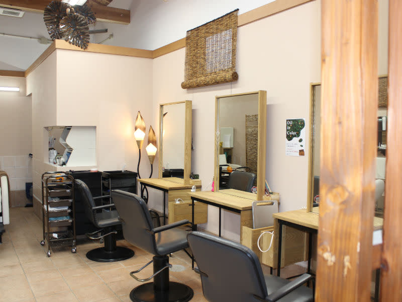 美容室　ワンナップ | 瀬戸のヘアサロン