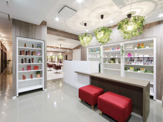 divine 船橋店【メンズカット&白髪ぼかし】 | 船橋のヘアサロン