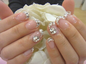 Nailsalonkarino | 心斎橋のネイルサロン