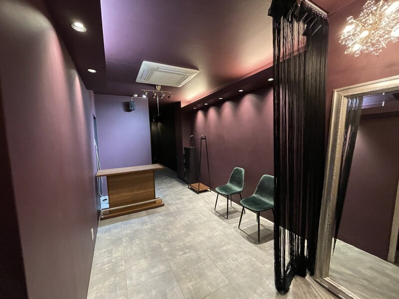 NADiR 横須賀中央〈貸切美容室〉 | 横須賀のヘアサロン