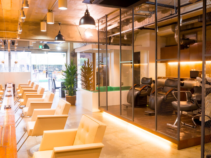 Hair salon Reine | 西葛西のヘアサロン