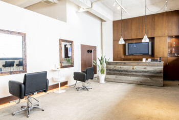 Lucia Hair Salon | 多治見のヘアサロン