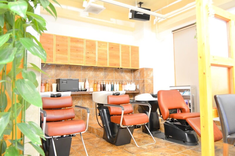 ma'am Zee 笹塚店 | 笹塚のヘアサロン