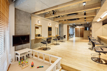 OAK 学芸大学 | 学芸大学のヘアサロン