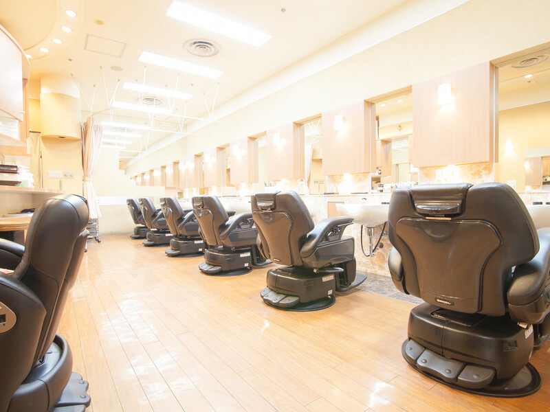 YOSHIZAWA Inc.HAKOZAKI | 日本橋のヘアサロン