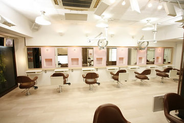 DE CELLIER 新宿本店 | 大久保のヘアサロン DE CELLIER 新宿本店 | 大久保のヘアサロン