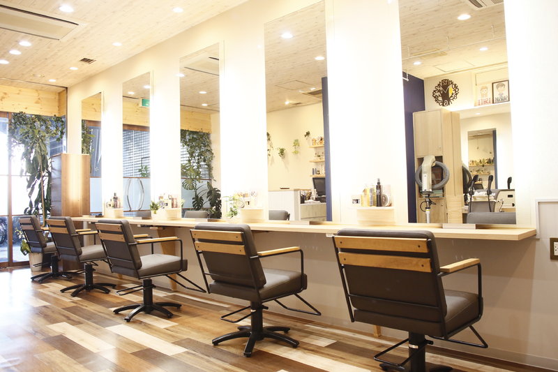 nina | 三軒茶屋のヘアサロン