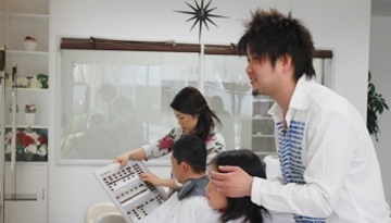 Proudly Hair Studio | 西葛西のヘアサロン