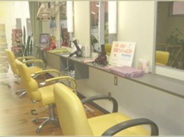 Hair Salon myumyu | 明大前のヘアサロン