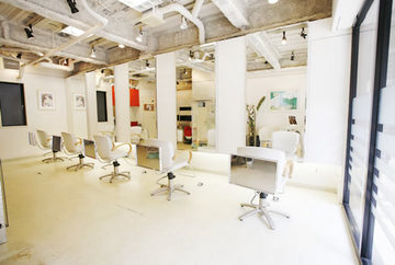 de-cellier 曙橋 | 神楽坂のヘアサロン