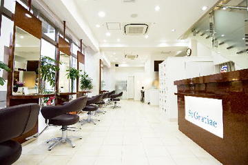 St.Gratiae　日暮里駅前店 | 日暮里のヘアサロン