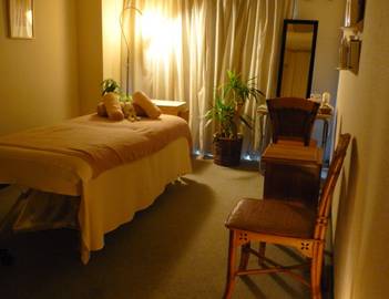 アロマ＆エステサロン ブレスイーズ青山 | 渋谷のエステサロン