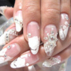 サロン&スクールAmboise | 相模原のネイルサロン