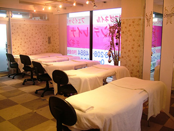 Salon de reina de GINZA | 千葉のアイラッシュ