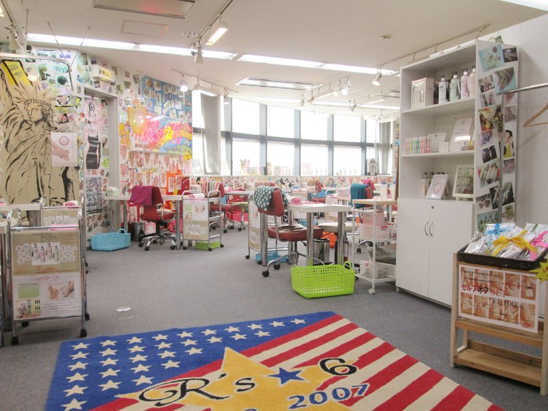 アールズシックス天神本店 | 天神/大名のネイルサロン