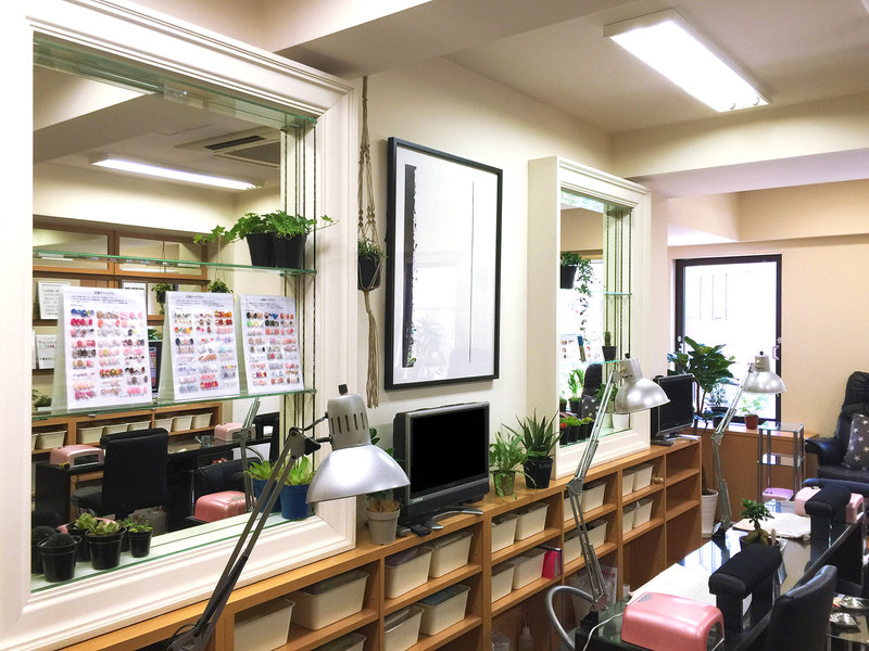 MARIE NAILS 南堀江店 | なんばのネイルサロン