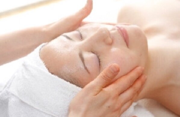 ＥＡＲＴＨ　ＢＥＡＵＴＹ | 岩槻のリラクゼーション