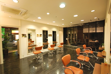 ベーセ・ベーゼ　朝霞店 | 朝霞のヘアサロン