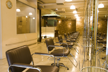 ベーセ・ベーゼ　成増店 | 成増のヘアサロン