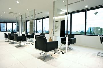 花 美容室 新宿店 | 新宿のヘアサロン 花 美容室 新宿店 | 新宿のヘアサロン