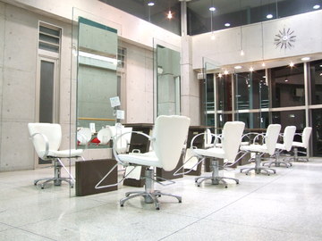 Hair room Prism | 池袋のヘアサロン