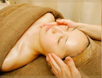 ISIS　新宿御苑サロン | 新宿のエステサロン