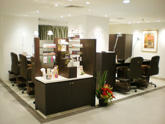 Nail Bar 大丸梅田店 | 梅田のネイルサロン