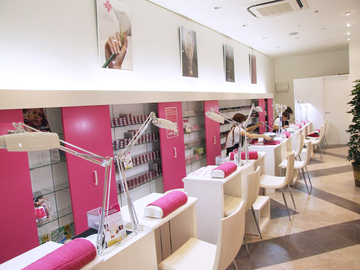 DASHING DIVA ルミネ大宮店 | 大宮のネイルサロン DASHING DIVA ルミネ大宮店 | 大宮のネイルサロン