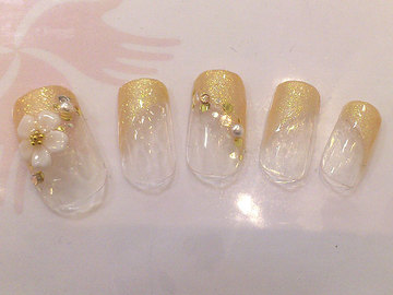 DASHING DIVA 東戸塚 オーロラモール店 | 戸塚のネイルサロン