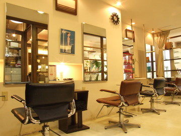 Hair&Cafe Flower | 蕨のヘアサロン Hair&Cafe Flower | 蕨のヘアサロン