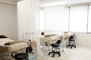 プラスアイ　横浜西口店 | 桜木町のアイラッシュ