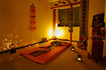 タイ古式マッサージ フェニックスホームスパ | 池袋のリラクゼーション タイ古式マッサージ フェニックスホームスパ | 池袋のリラクゼーション