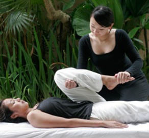 ヒーリングスペース アジアス | 表参道のリラクゼーション ヒーリングスペース アジアス | 表参道のリラクゼーション