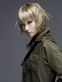 Loops plaza　日吉店 | 菊名のヘアサロン