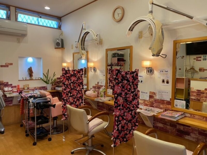 美容室モードヘアークレヨン | 習志野のヘアサロン