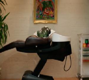 ATELIER NEW YORK 日本橋三越前店 | 日本橋のヘアサロン