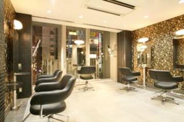 Lounge Cielo Plus | 新宿のヘアサロン