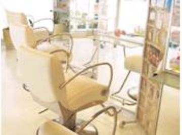 ブルームスベリー Bloomsbury | 千歳烏山のヘアサロン