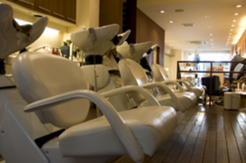 brat | 下北沢のヘアサロン