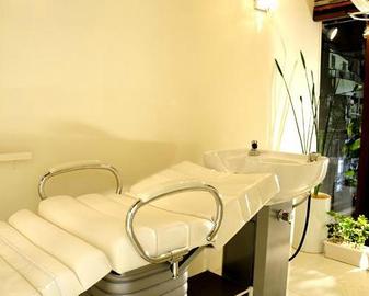 aJyu | 原宿のヘアサロン aJyu | 原宿のヘアサロン