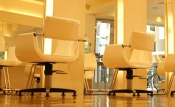 ReMix　新宿店 | 新宿のヘアサロン