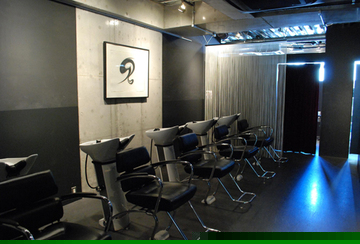 U-REALM | 表参道のヘアサロン